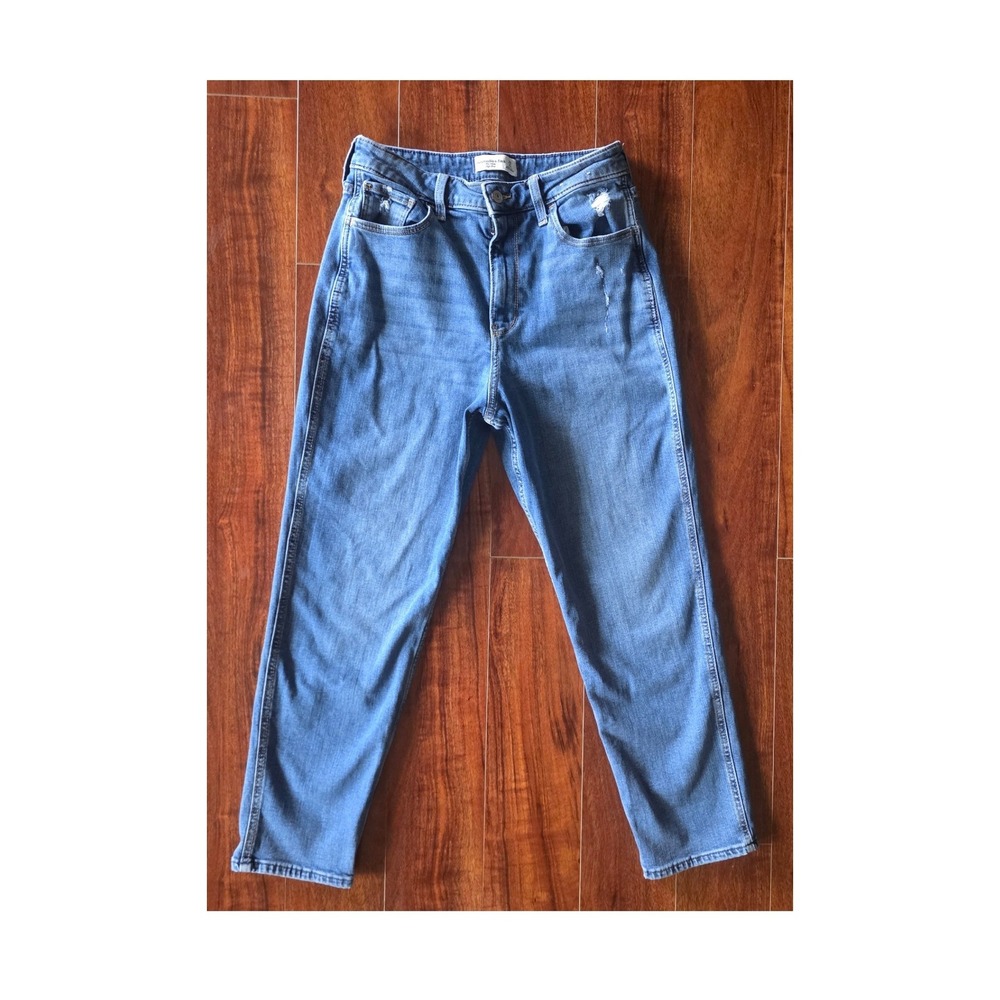 Abercrombie & Fitch The Mom High Rise Distressed Medium Wash Blue Jeans 28/6R